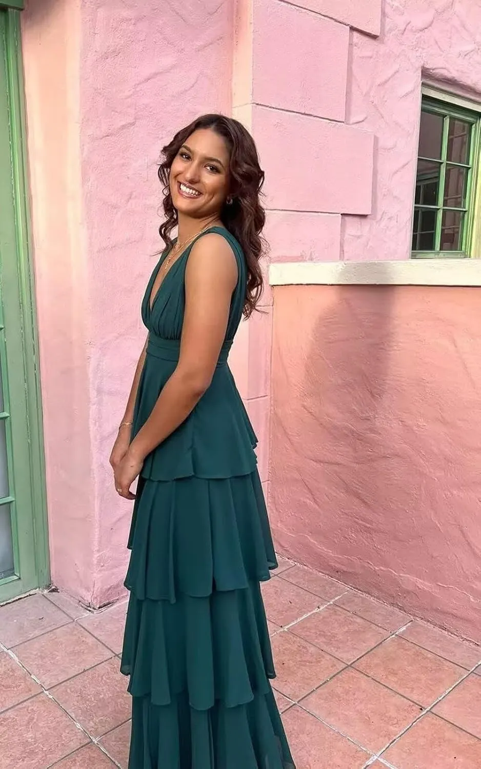 Ruffles Tiered Bridesmaid Dresses for Women Chiffon Formal Wedding Guest Dress V Neck Prom Gowns Long